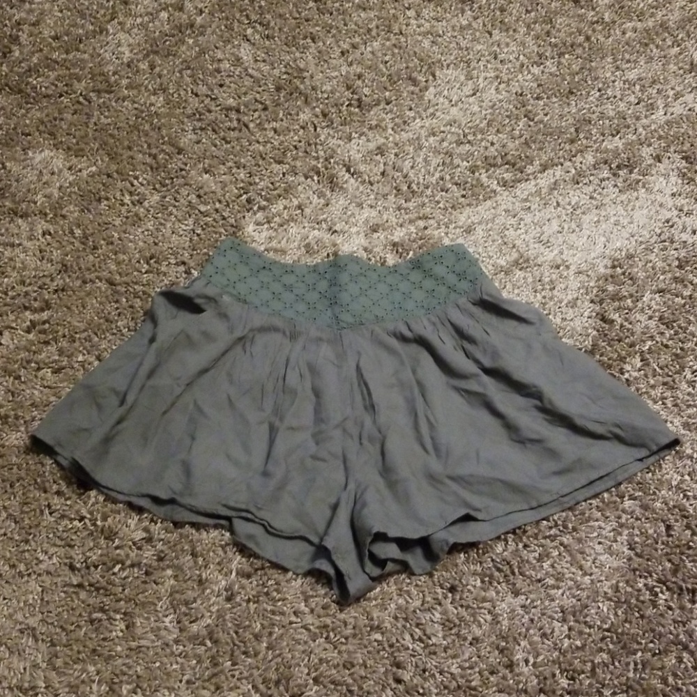 NWT American Eagle Olive Soft Shorts Size XS